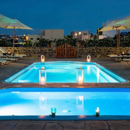 อาเนสซิส Aparthotel ฟิรา ภายนอก รูปภาพ