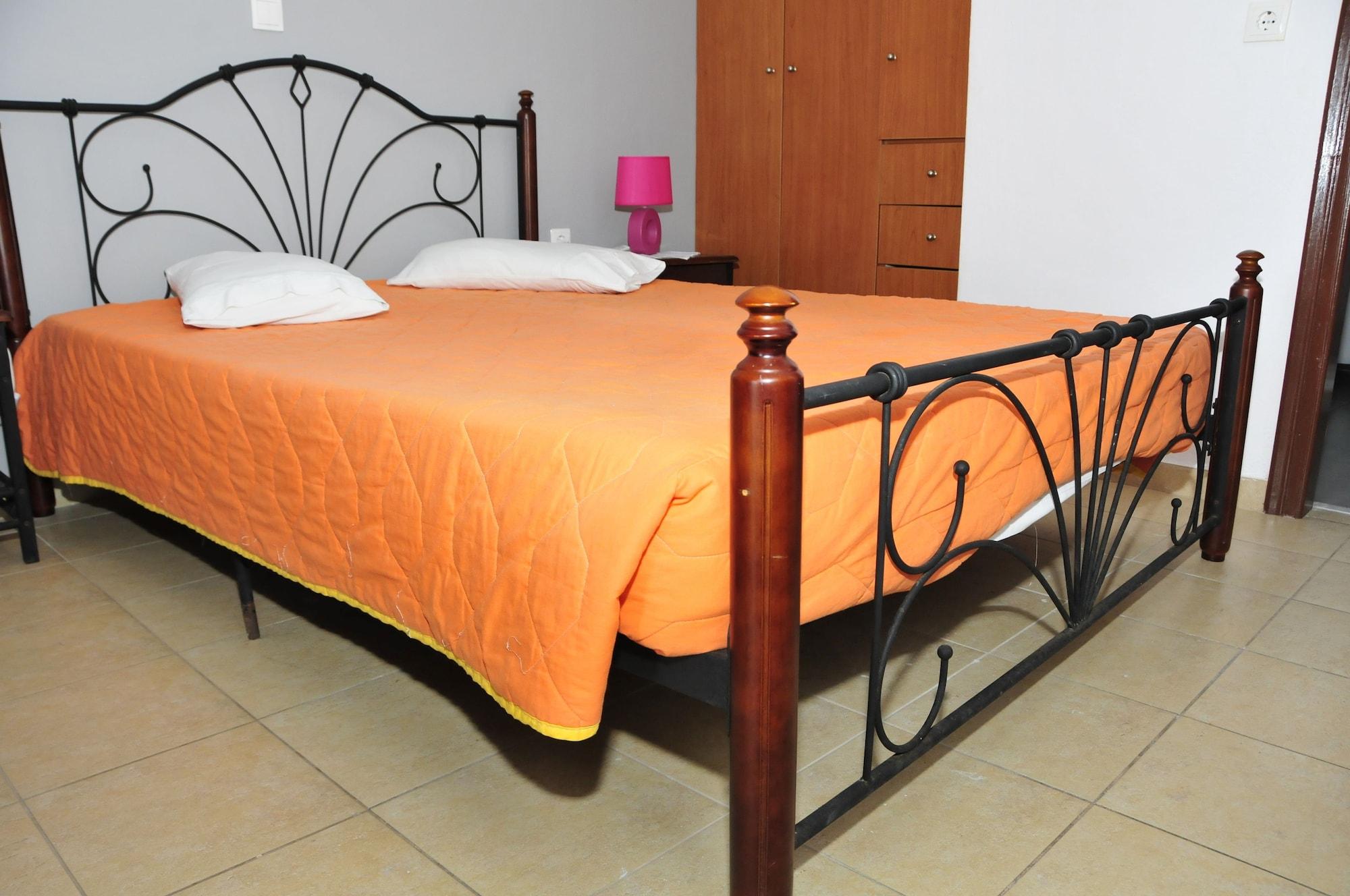 อาเนสซิส Aparthotel ฟิรา ภายนอก รูปภาพ